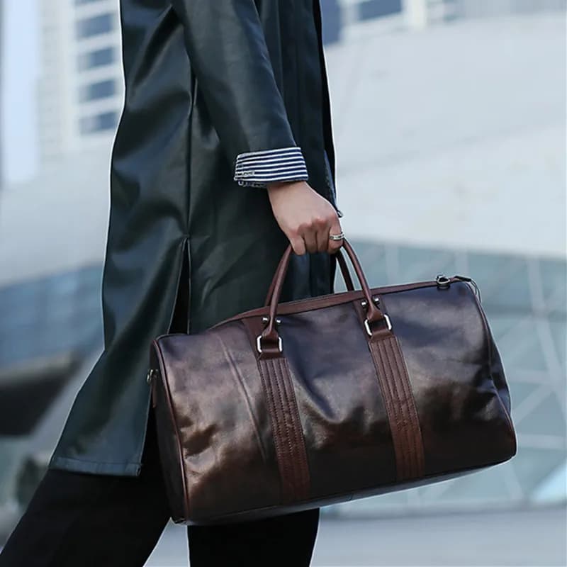 Retro trend travel bag men's handbag leather large capacity short travel business bag men's shoulder messenger bags