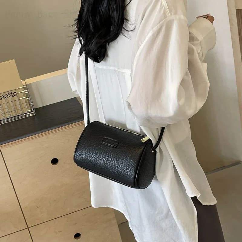2025 Spring New Season Women's Bag Crossbody High-End Shoulder Pillow Fashion Casual Bag