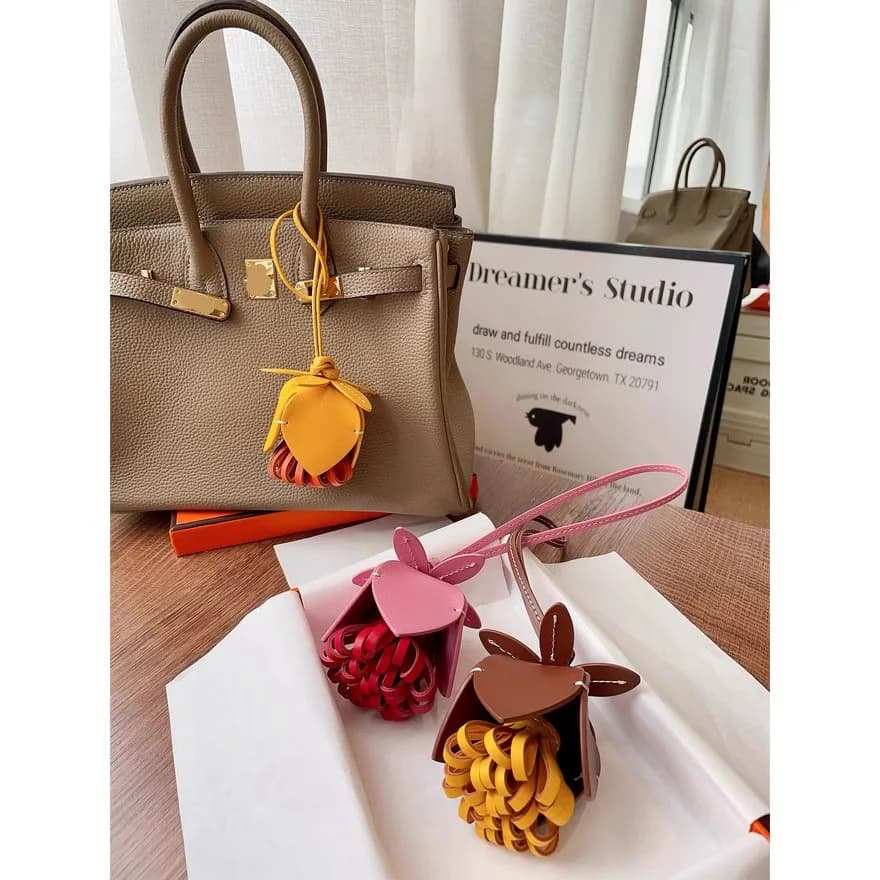 Flower Shaped bag charm colorful women's flower bag pendant high-end Keychain Hand Rope Gift Home Decoration