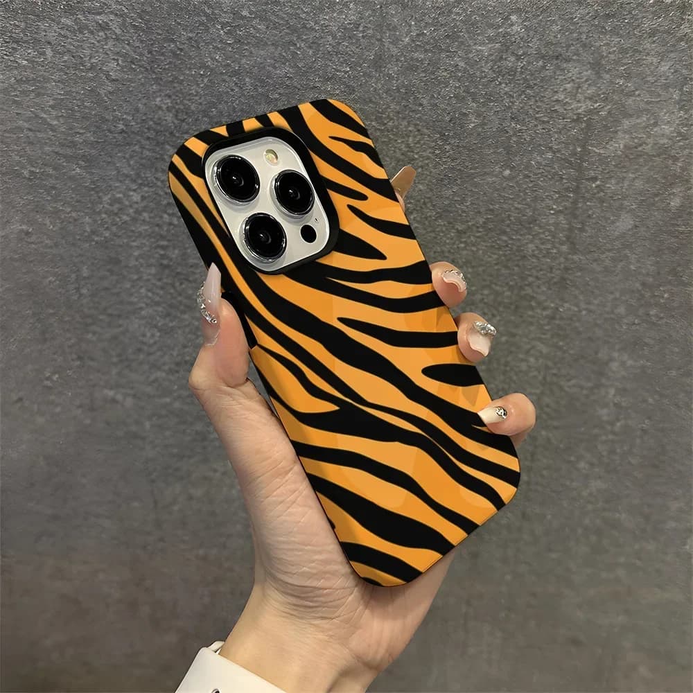 The New Model Is Suitable for iPhone 15 Plus Zebra 14 Promax Tiger 13 Promax Leopard 12 Promax 11 2-in-1 All-round Phone Case