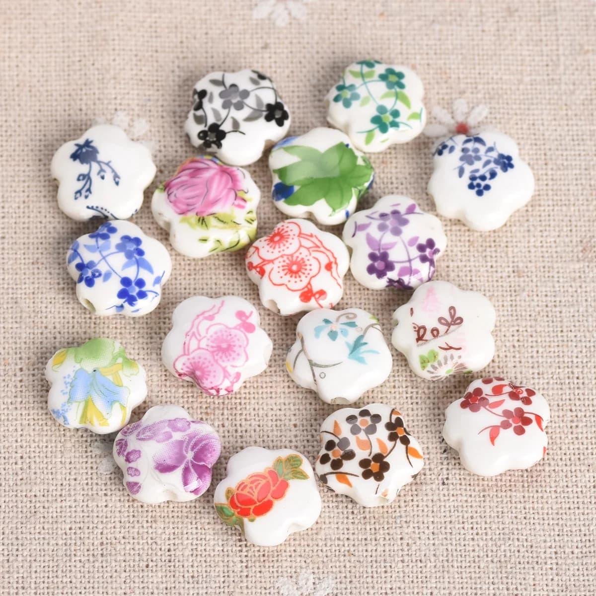 10pcs 15mm Flower Shape Patterns Ceramic Porcelain Loose Crafts Beads Lot For Jewelry Making DIY Findings