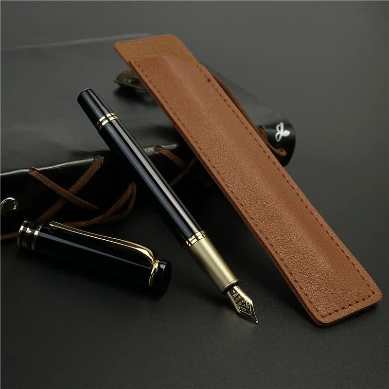 Fountain Pen With exquisite leather Pencil case No ink in the pen Gold text iridium high-quality pen tip