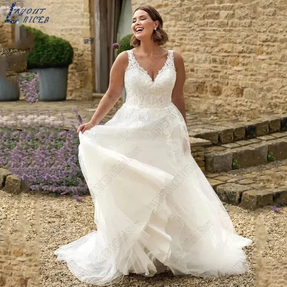 LAYOUT NICEB Plus Size Bride Gowns Sleeveless V-Neck A-Line Appliques Tulle vestidos de novia Backless Wedding Dress Customized