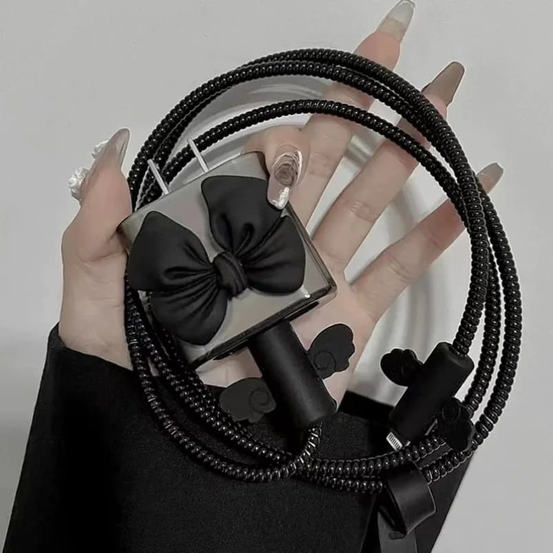 Black Love Bow 18W/20W USB Charger Protective Case Sets Cable Protector For Apple iPhone 16 15 Charging Cable Data Charger Rope