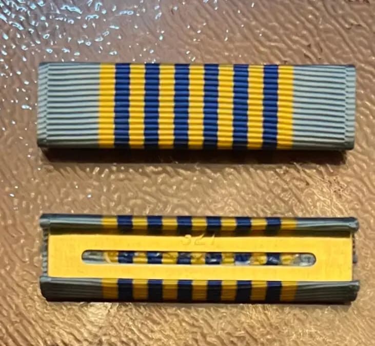 US Medal Ribbon Airman Pilot