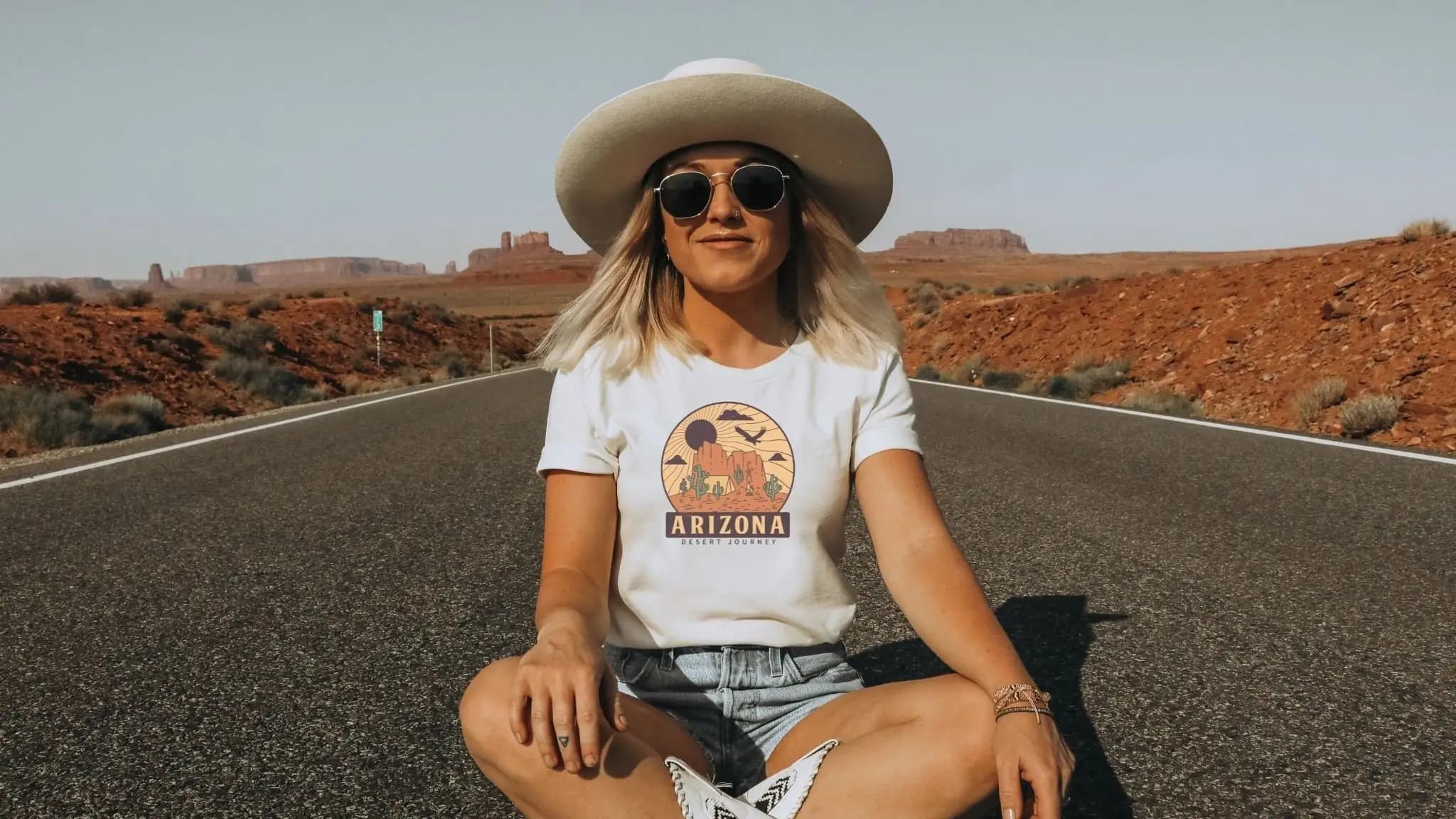 Desert Arizona Southwest Cactus Retro Graphic Shirt For Women Gift Mom Jersey T