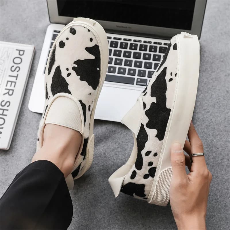 Men's Casual Shoes Low Top Retro Casual Sneakers Fashion Round Toe Lightweight Walking Slip on Thick Sole Outdoor Breathable