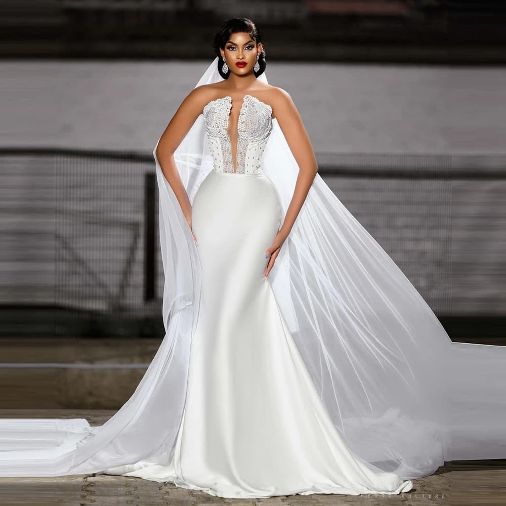 Pretty Pearls Beaded Wedding Party Dress Elegant Strapless Satin Mermaid Prom Gowns Charming V Neck Taffeta Bridal Dresses