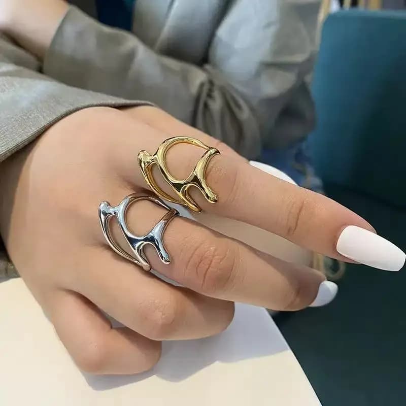 A Creative Punk-style Hollow Geometric Irregular Melting Electroplated Gold Adjustable Opening Ring For Teenagers, Suitable For