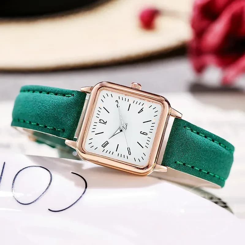 Fashion Simple Quartz Watch for Women Reloj Mujer Women's Wristwatches Ladies Red Leather Bussiness Students Casual Watch Relojs