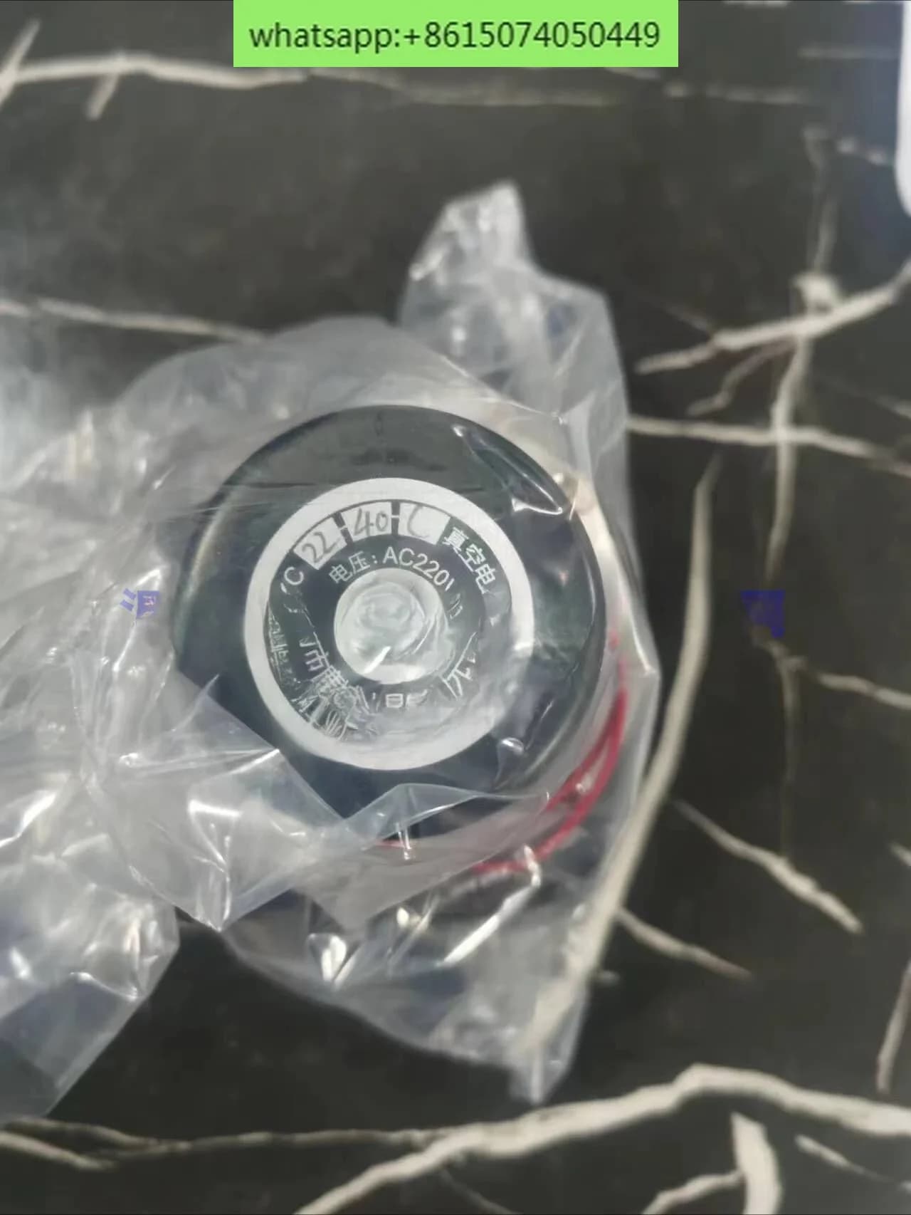 Vacuum solenoid valve stainless steel two-way valve ZKC22-40-C diameter 40mm G1 1/2 50-C