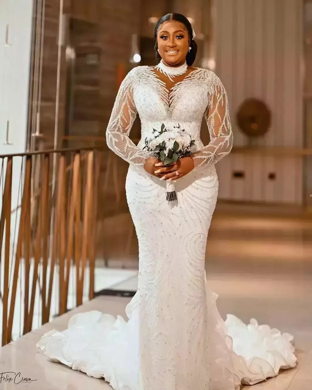 2023 Plus Size Arabic Sheer Neck Mermaid Wedding Dress Sexy Long Sleeves Lace Beaded Bridal Gowns Vestidos De Novia Custom made