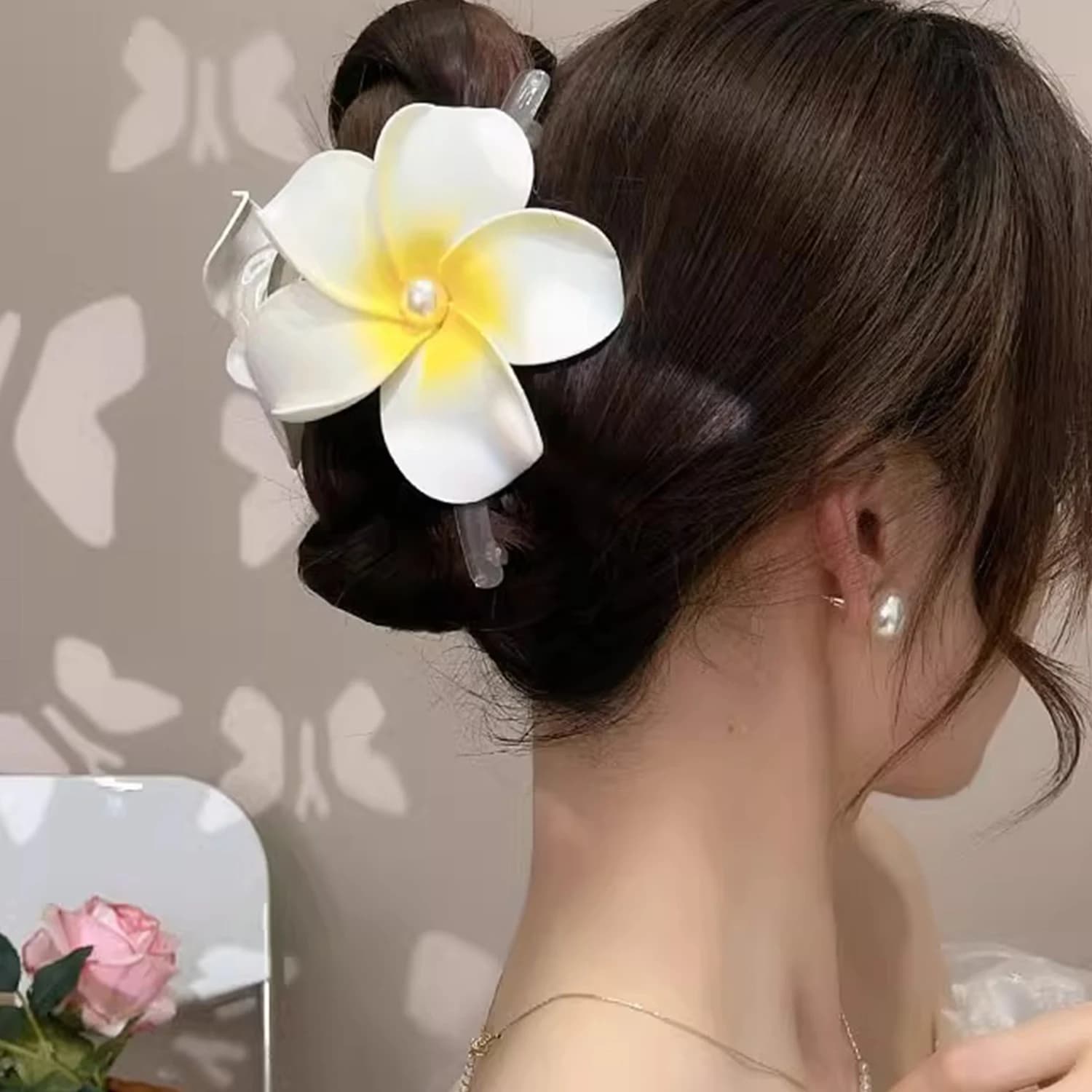 Creative Design Flower Hair Claws Headwear Women Fashion Retro Pearl Floral Exaggerated Hairpin Hair Accessories