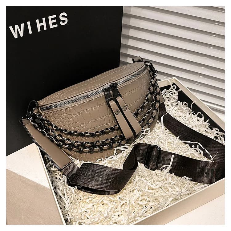 Fashion Personality Chest Bag New Korean Version Chain Ladies Belt Bag Wide Shoulder Strap Trendy Saddle Bag Crossbody Bag
