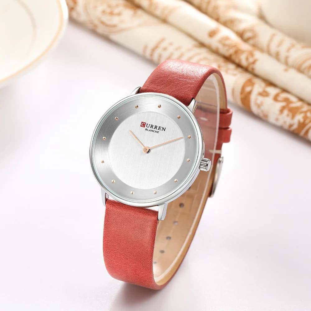 CURREN Watch for Women 9033 Casual Fashion Minimalist Dial Waterproof Quartz Watches Leather Strap Ladies Watch Reloj Para Mujer