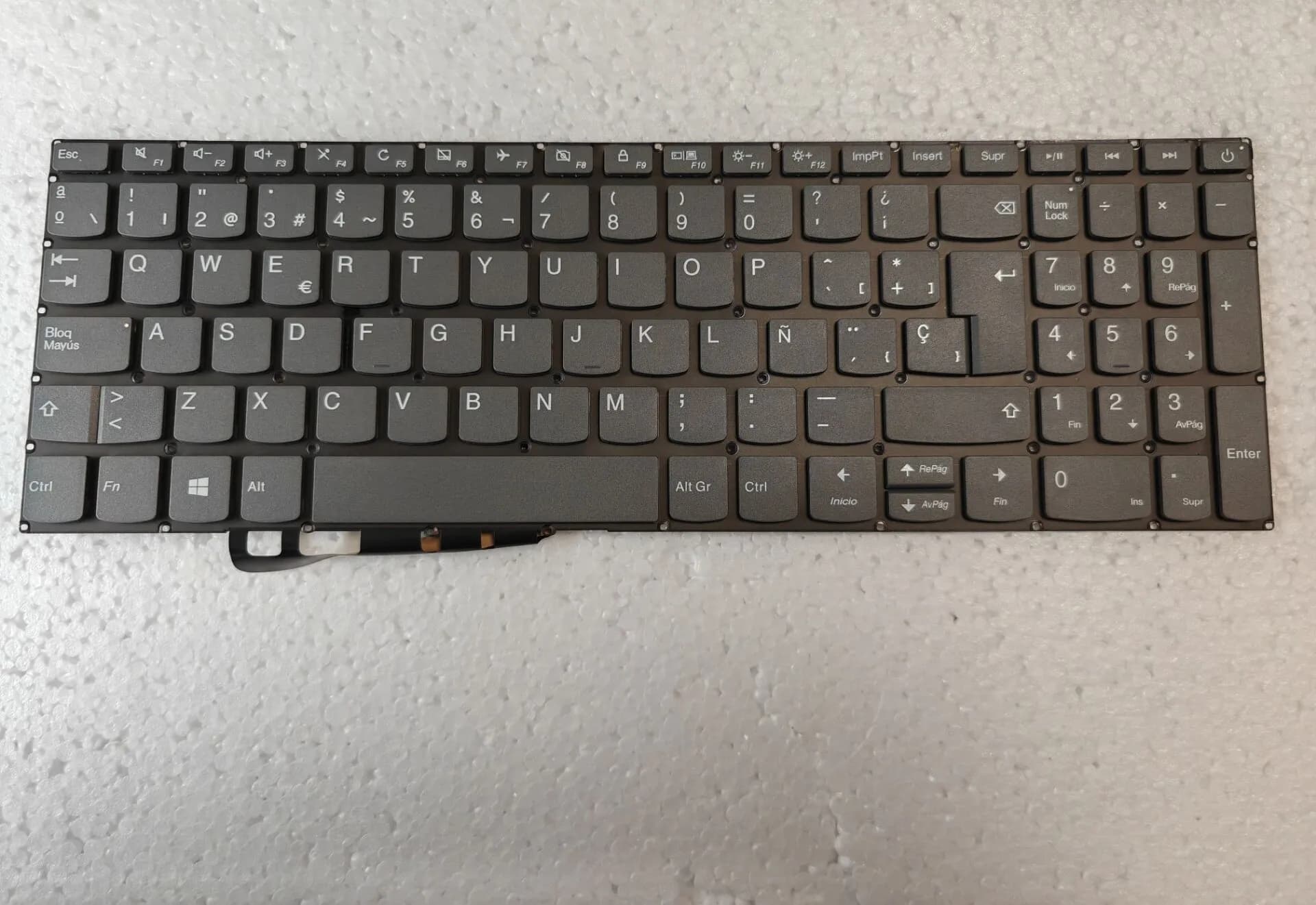 For Lenovo ideapad S145-15API S145-15AST BS145-15IGM BS145-15IWL 720S-15ISK 720S-15IKB V330-15IKB V330-15ISK spanish Keyboard