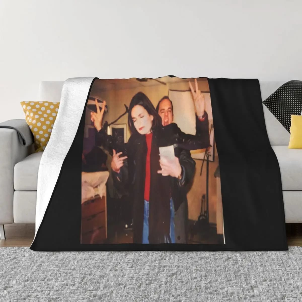 Mariska Hargitay Chris Meloni Svu Law And Order Svu Olivia Benson Mariska Hargitay Melo Personalized Throw Blanket