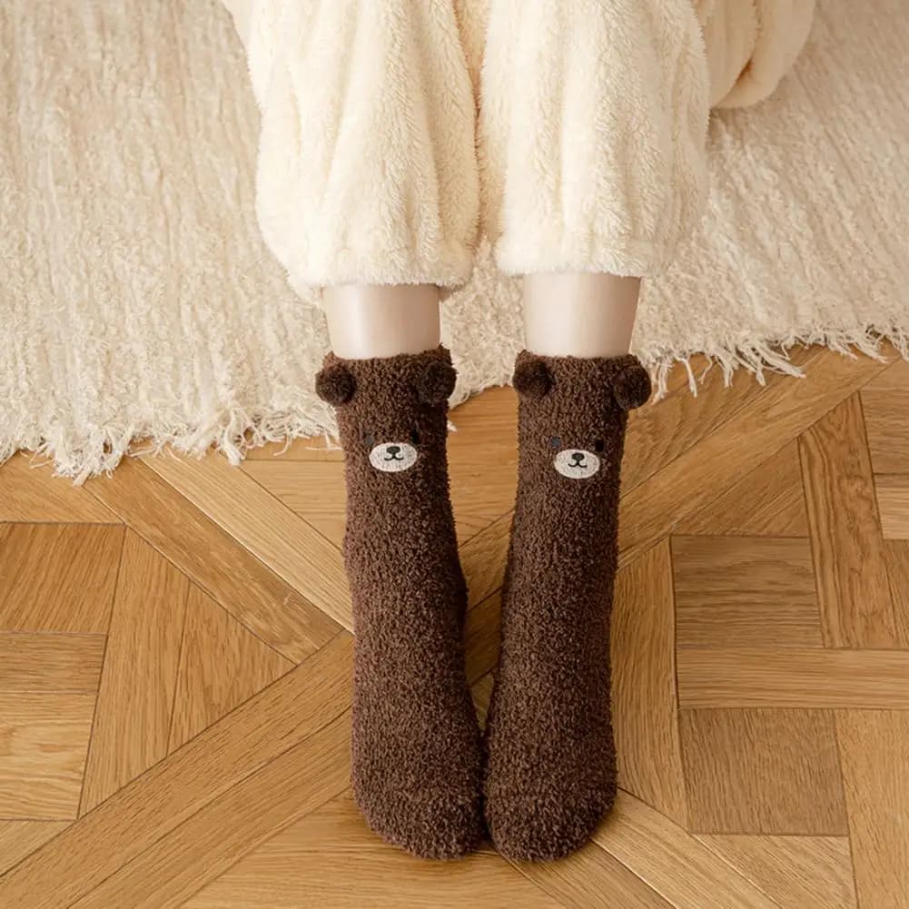 Women Mid-calf Socks Cozy Winter Women's Coral Fleece Bear Patterned Plush Socks Thickened Mid-tube for Home Sleep Coral Fleece