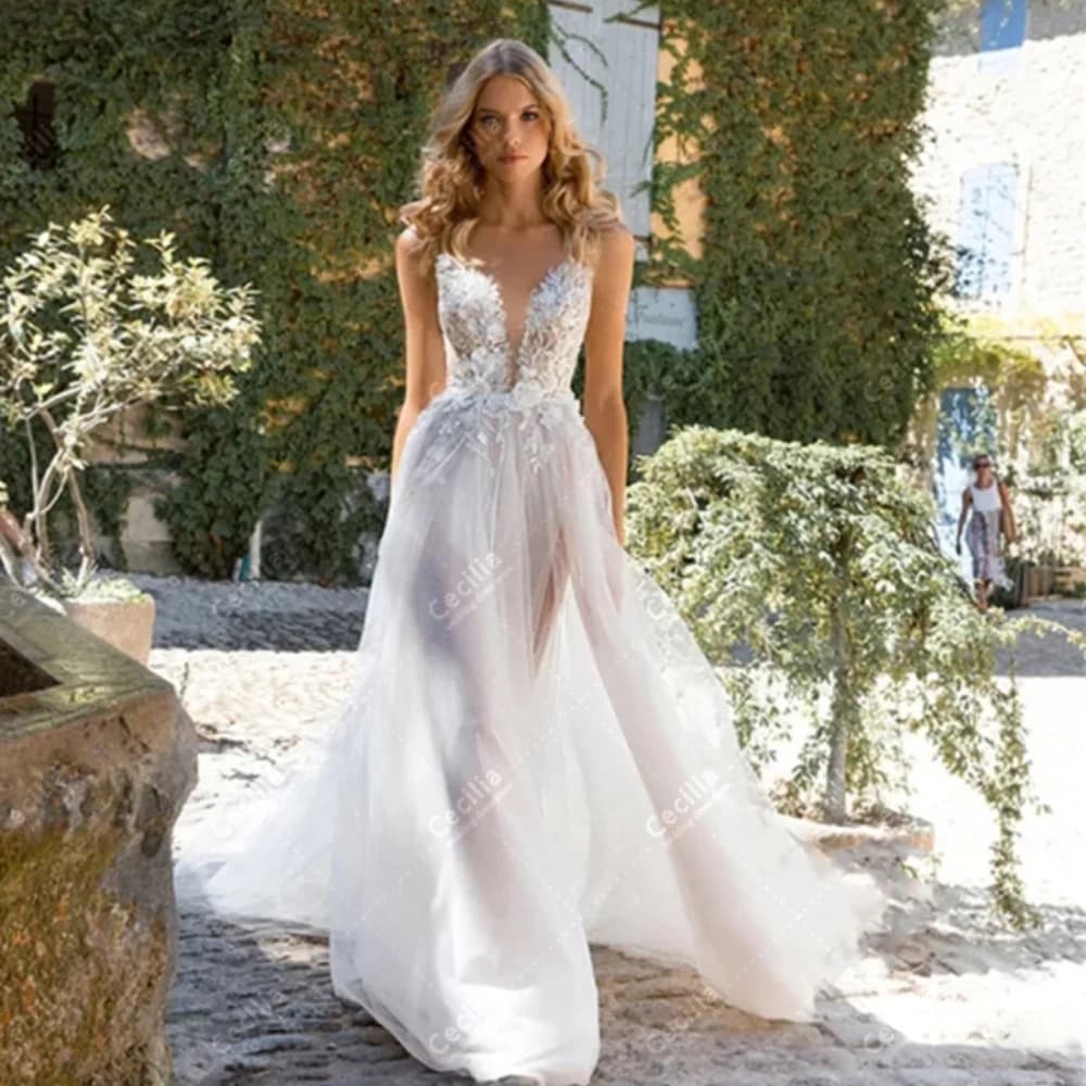 Vintage Wedding Dresses A-Line Tulle Tiered Bridal Gowns Lace Appliques Sleeveless Robes Vestidos De Novia 2025 Customized 2024