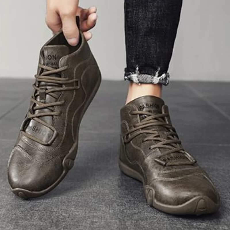 Fashion 2024 Flat Soft Men's Leather Shoes Moccasin Cheap Clearance Korean Style Classic Original Comfortable Male Casual Shoe