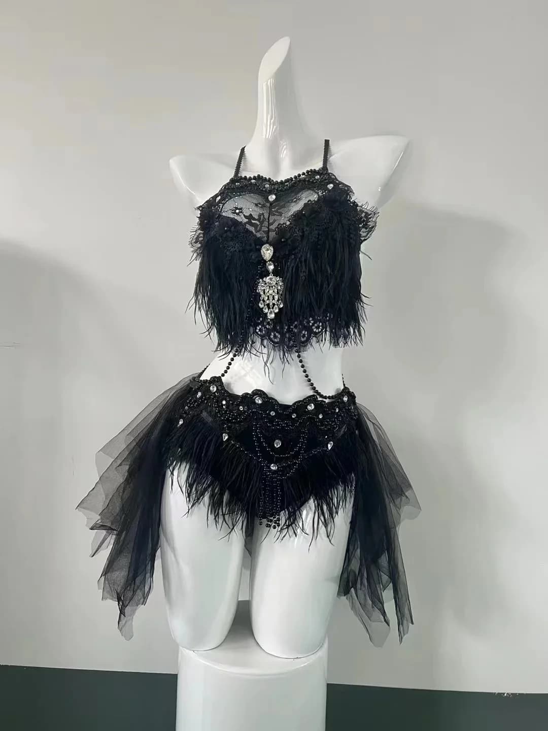 Dress Cute Sexy Female Singer Stage Dance Clothing Black White Personalized Feather Christmas Bar Nightclub Party Performance
