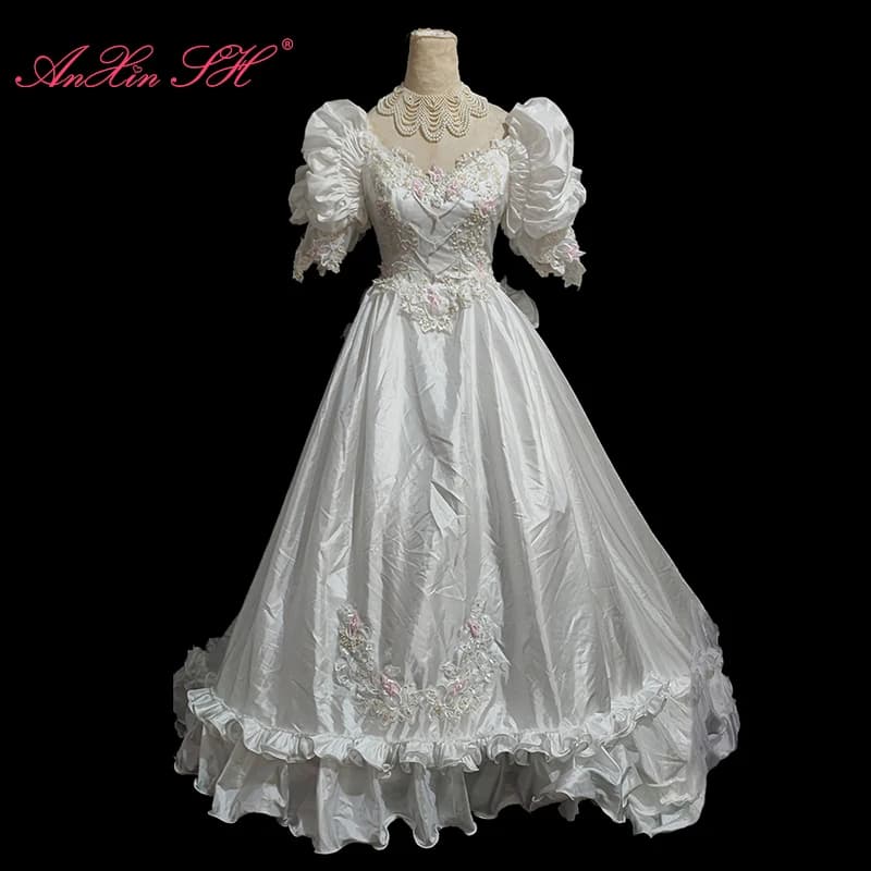 AnXin SH vintage princess white satin pink flower sweetheart beading pearl short sleeve ruffle Antique  customized wedding dress