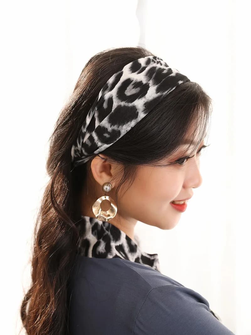 India Dance Belly Dance Costume Female Performance Skirt New Set Vine Staff Egyptian Folk Saidi Robe Dress