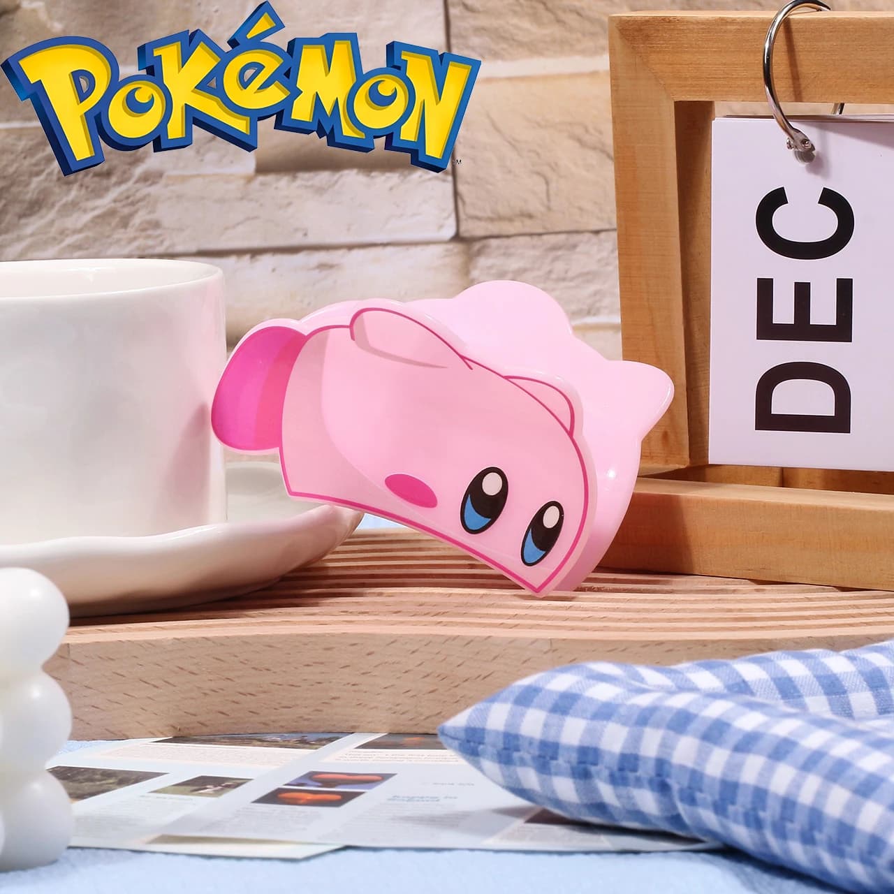 Adorable Pink Animal - Shaped Hair Claw Clip: A Charming Accessory. This claw clip features a cute design with big ears