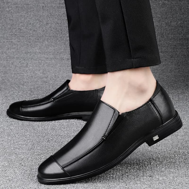 Fashion Mens Casual Leather Loafers Simple Mocasines Lightweight Slip-On Footwear Business Boat Shoes Outdoor Man Driving Shoes