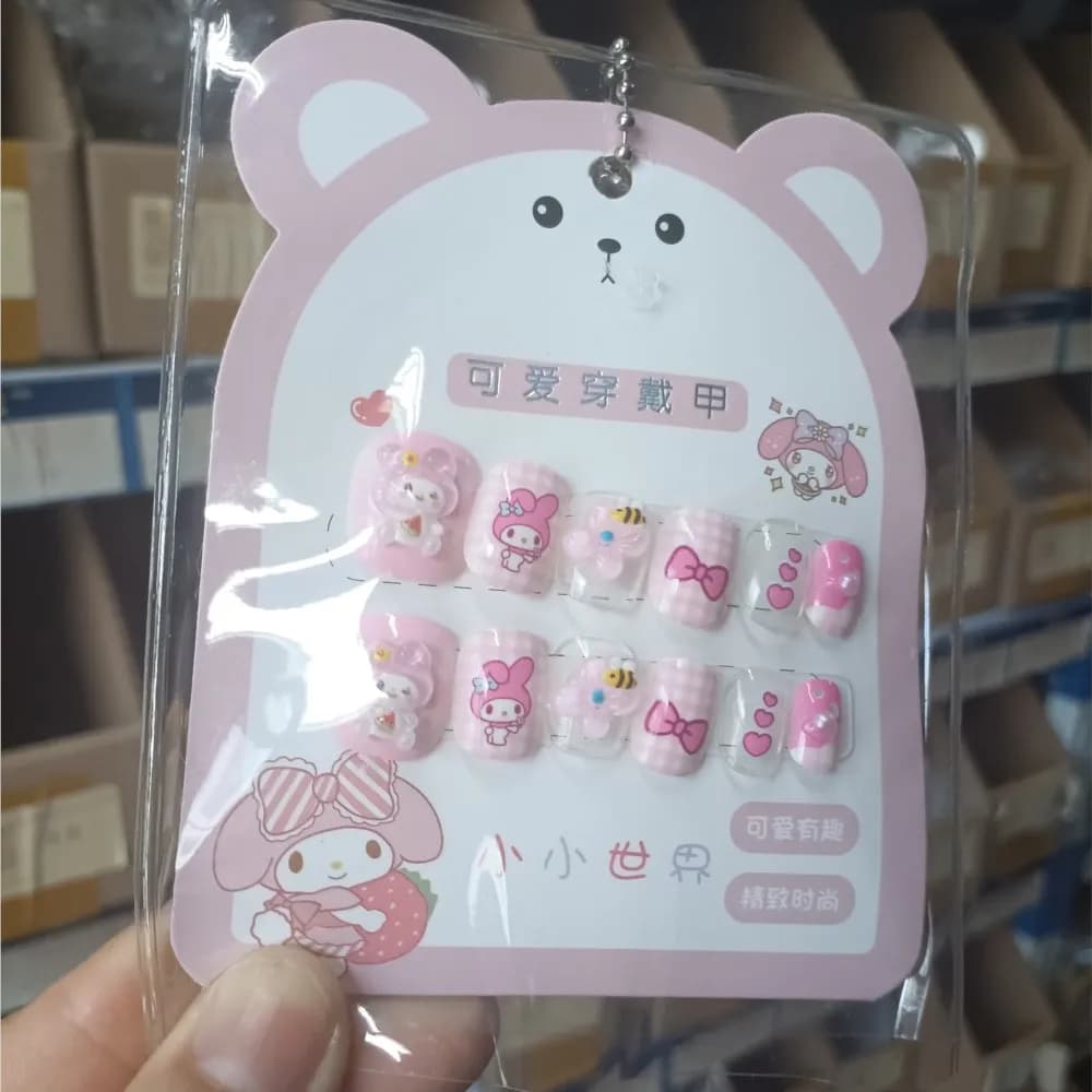 12Pcs Kids Girls Cartoon Sanrio Characters Press On Nails Short Square Kuromi My Melody False Nails Wearable Finished Fake Tips