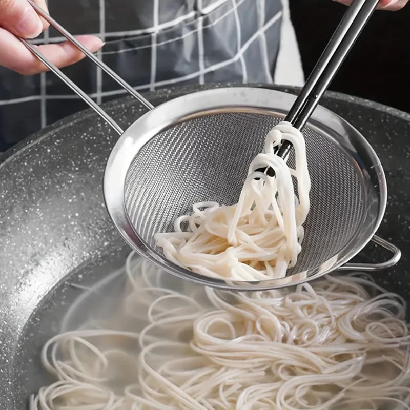 stainless steel sieve with handle Fine Mesh Strainer Stainless Steel Oil Filter Flour Colander Sieve Juice Sugar Frying Strainer