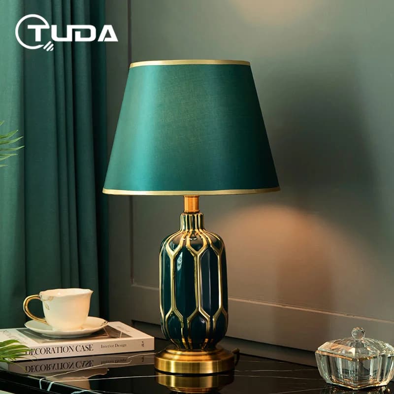 TUDA Modern Green Ceramic Table Lamp For Living Room Sofa Bedroom Bedside Lamp Warm European Romantic Table Lamps