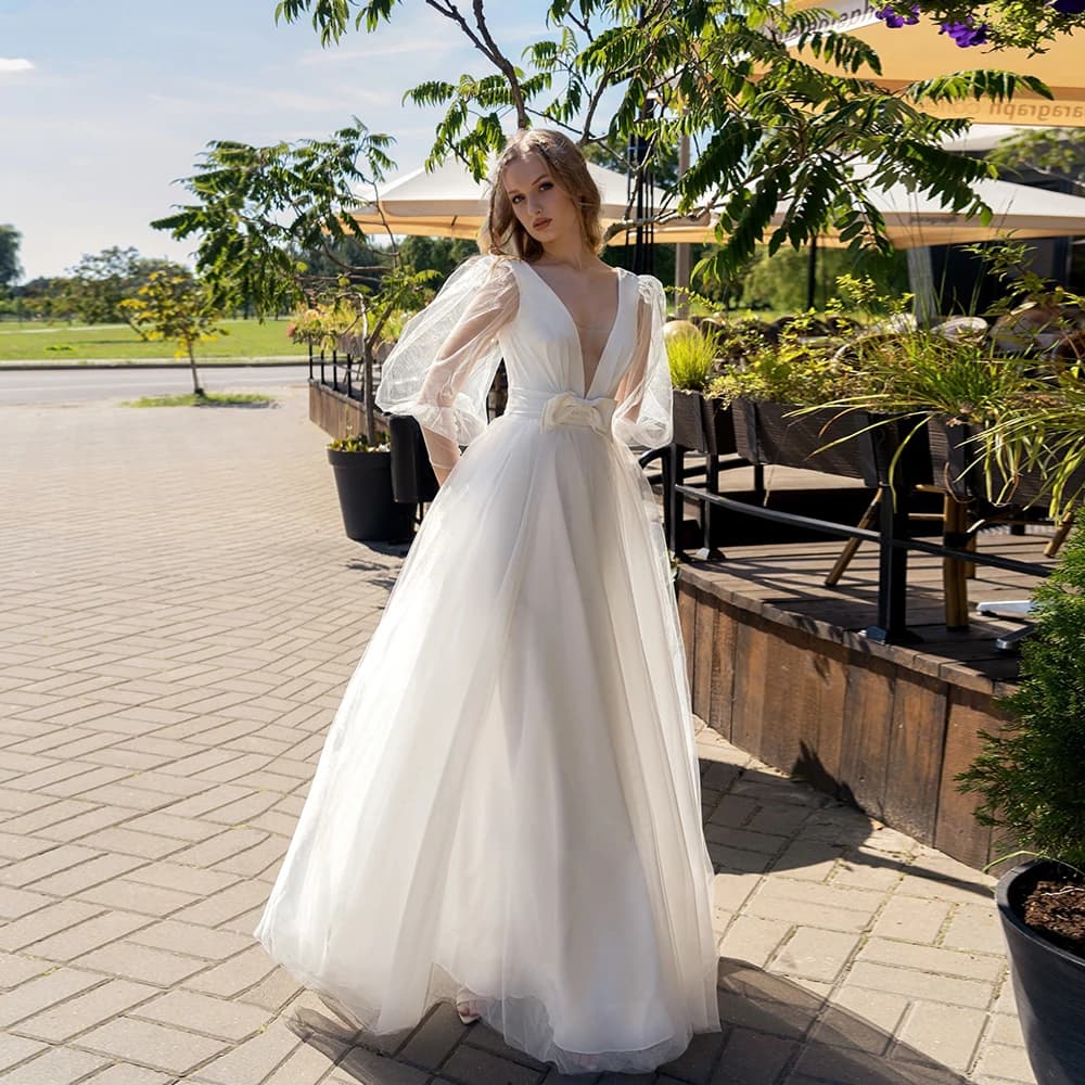 Elegant Tulle Wedding Dresses V Neck Long Sleeves A-Line Bridal Gowns Appliques Pleat Back Button Sweep Train свадебное платье