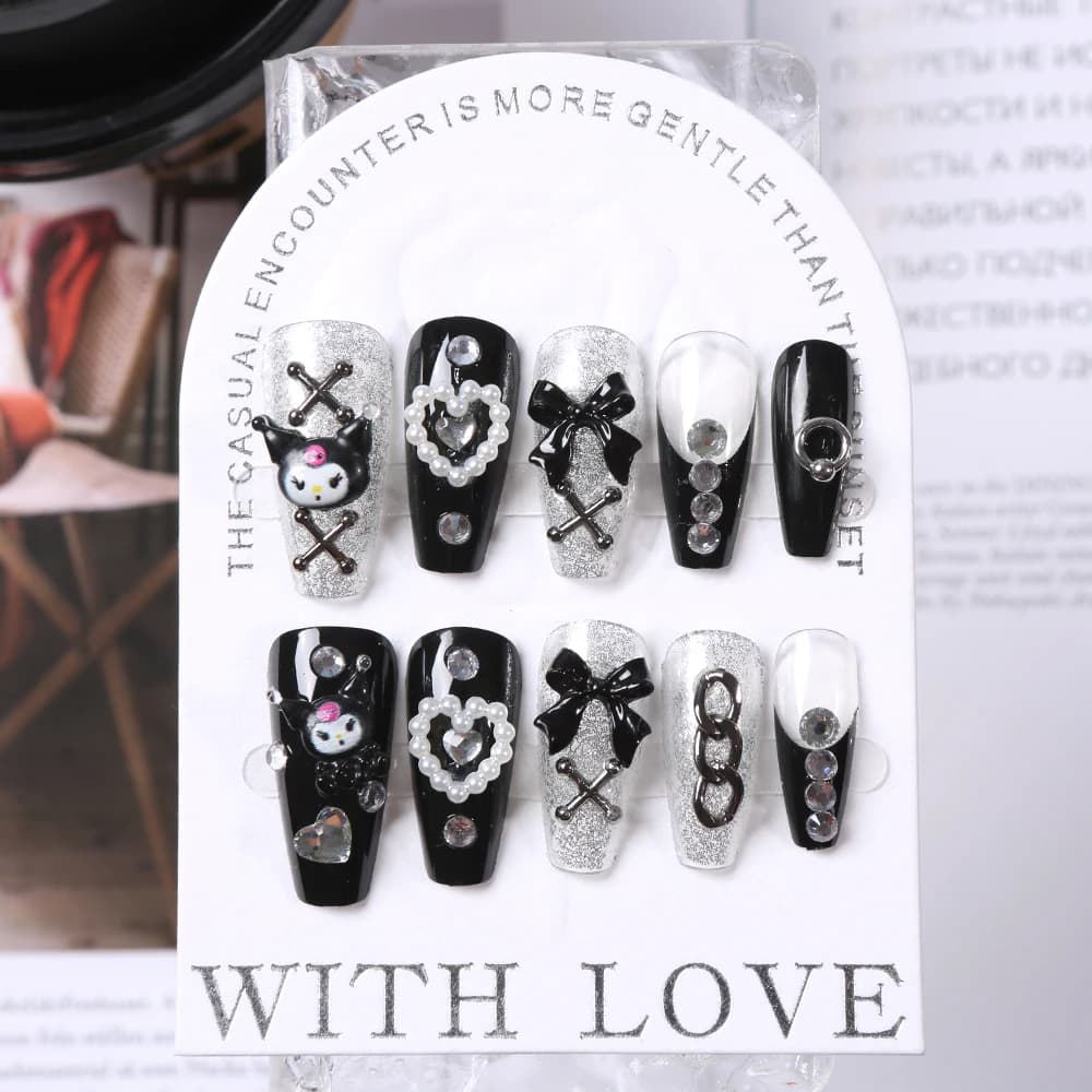 24Pcs/box Kawaii Kuromi Press on Nails Y2K Handmade Metal Punk Charms Manicure Patch Fake Nails Detachable Finished Nails