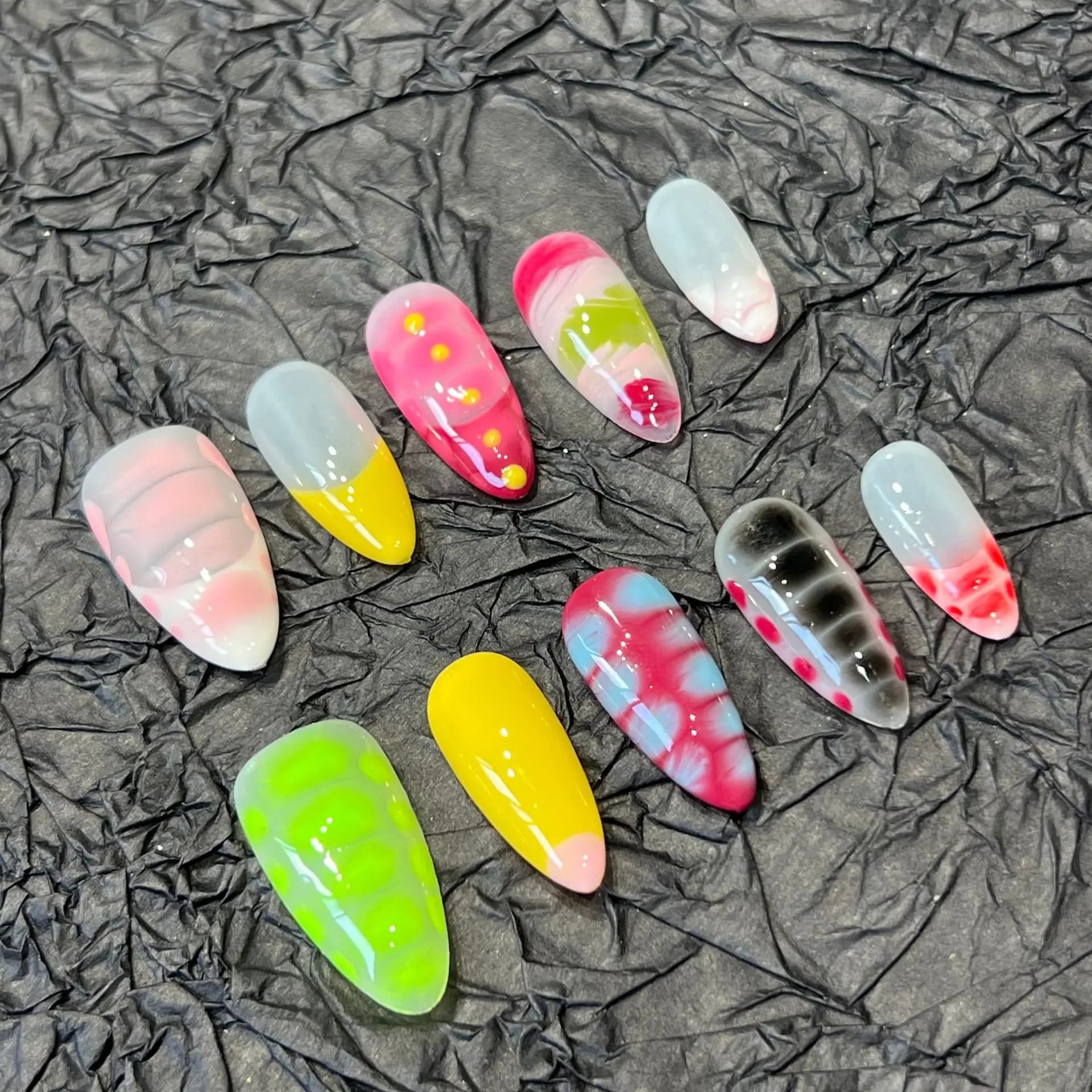 10pcs Handmade Press on Nails Color Crocodile pattern Almond False Nails Reusable Wearable Sweet Cool Y2K Fake Nail Patches