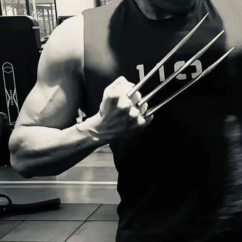 1 Pair X-Men Wolverine Claws Blade Paw 1:1 Cosplay Prop ABS Plastic Superero Weapons Halloween Carnival Gift Toys