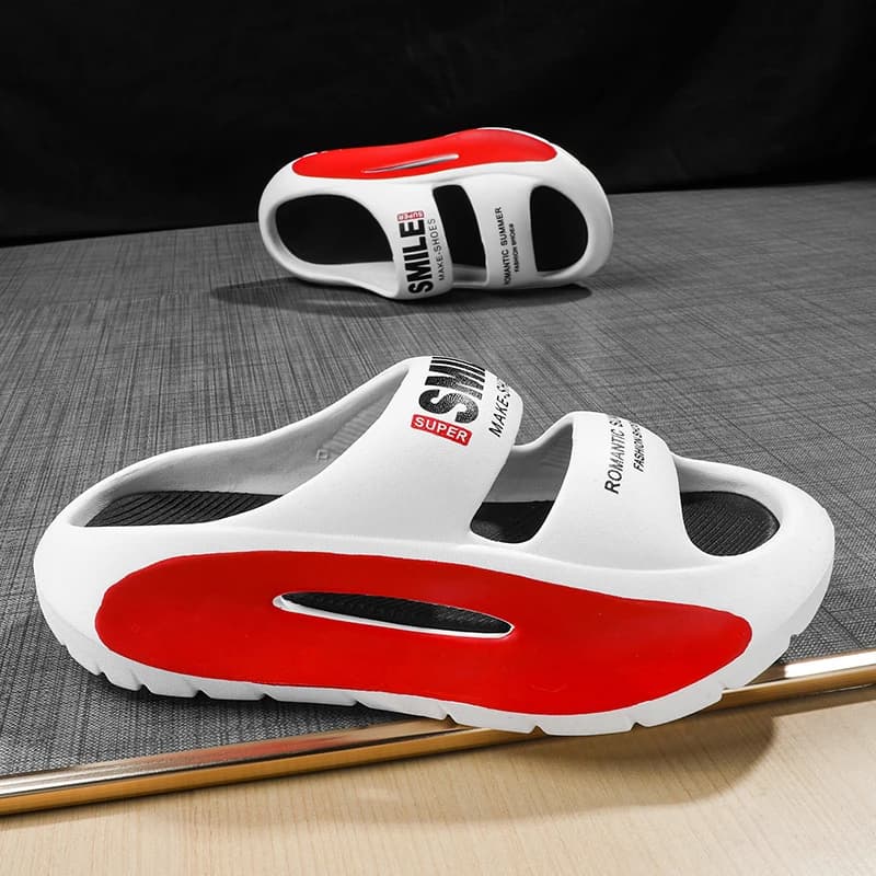 Popular Design Outdoor Men's Slides Exclusive Casual Soft-soled Men's Slippers Thick soles Anti-slip Summers Beach Sandals