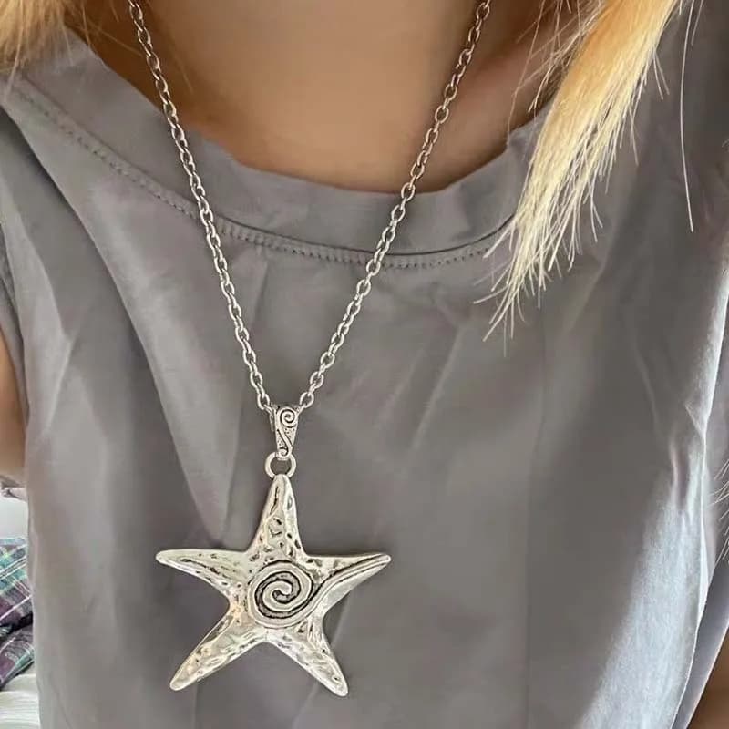 Exaggerated Metal Big Starfish Pendant Necklace for Women Gothic Hip Hop Silver Color Pentagram Star Chain Necklace Y2K Jewelry