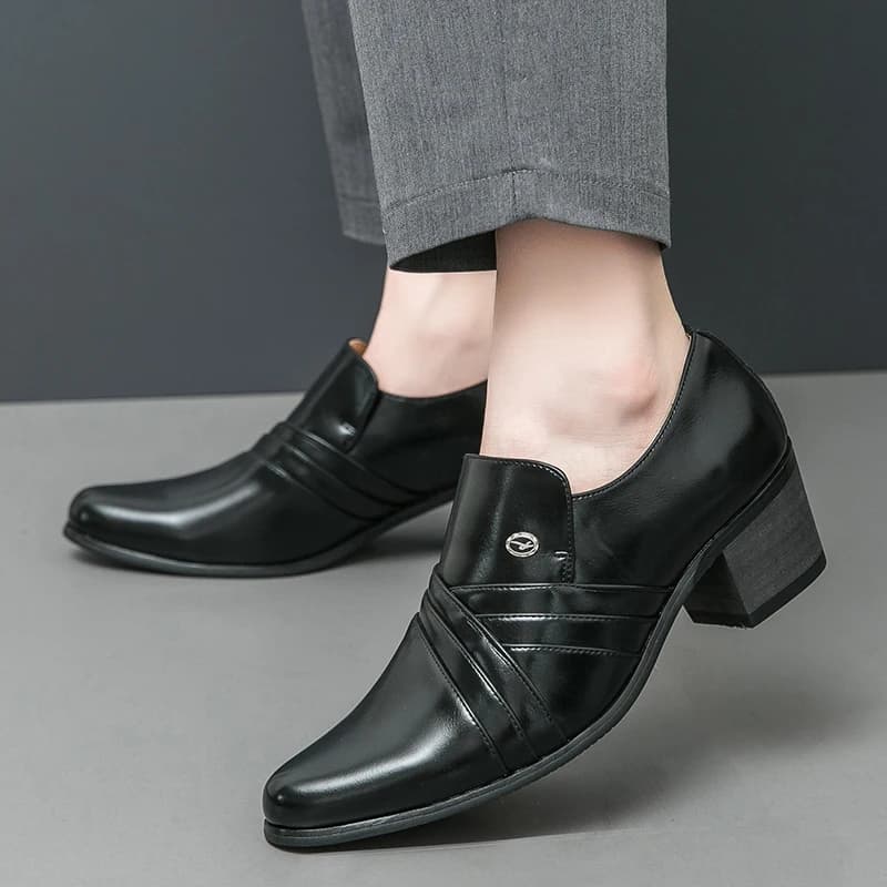 Leather Shoes Formal Personality Design Tenis Men De Hombre Moccasins Tenis Caballero Designer sneakers Fashion Dress