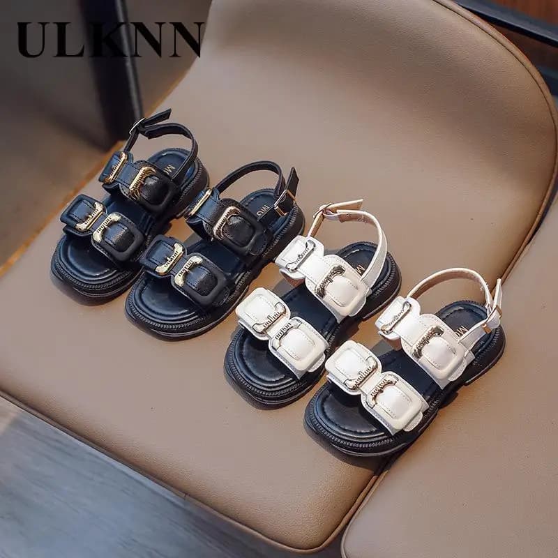Girls' Sandals 2024 Summer New Children's Shoes Girls Princess Shoes Soft Sole Anti Slip Middle Big Students Fashion Sandals