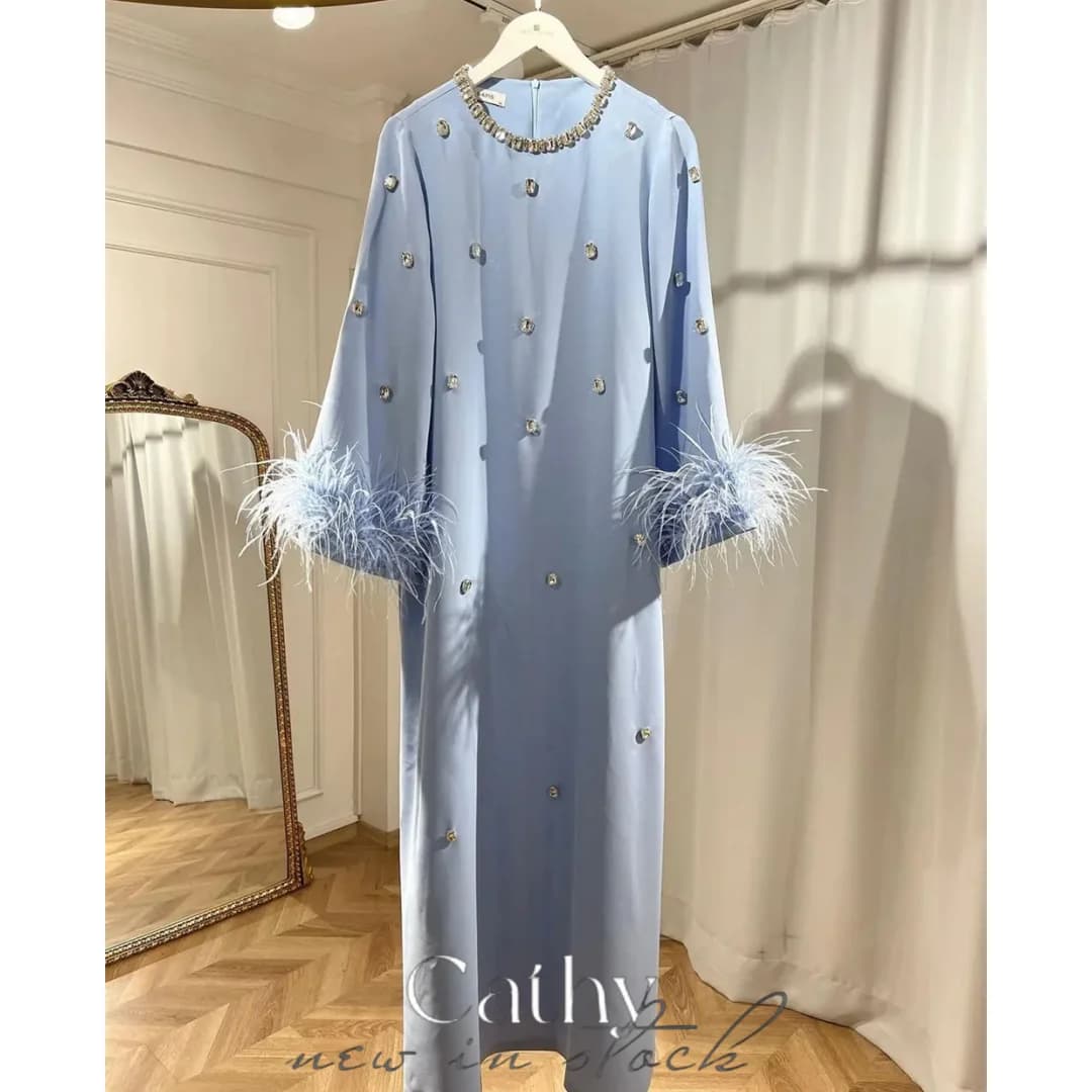 Cathy Light Blue Prom Dresses Plus Size O-neck Satin فساتين السهرة Long Sleeves with Feathers Customized Vestidos De Noche
