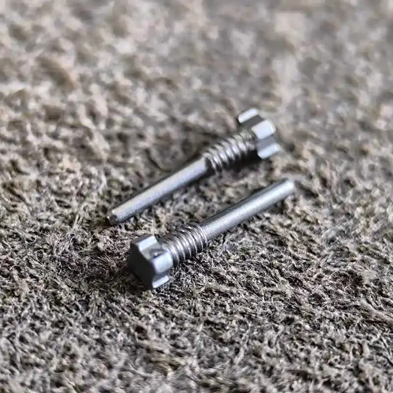 Applicable four-corner Richard m1.6(pitch) *2.5*9mm silver men's and women's watch pin buckle repair accessories metal material