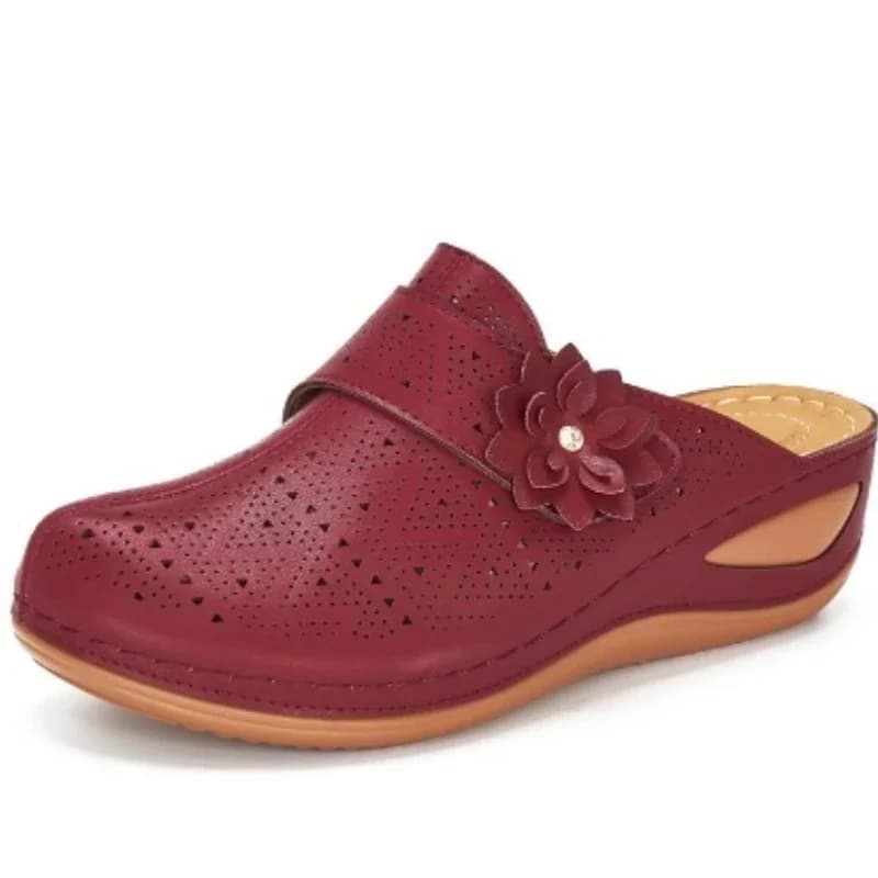 Women's Shoes 2024 High Quality Baotou Women's Slippers Fashion Floral Beach Slippers Women New Hollow Out Wedge Slipperszapatos