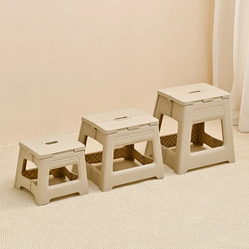 Outdoor Easy To Carry and Simple To Install Plastic Folding Stool Outdoor Fishing Camping Stool Telescopic Stool Stable Bearing