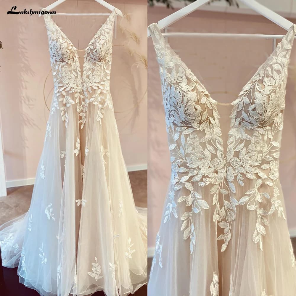 Lakshmigown V Neck Lace Appliques Wedding Dresses Customized Champagne Bridal Gowns A Line Wedding Gown estido de noiva praiano
