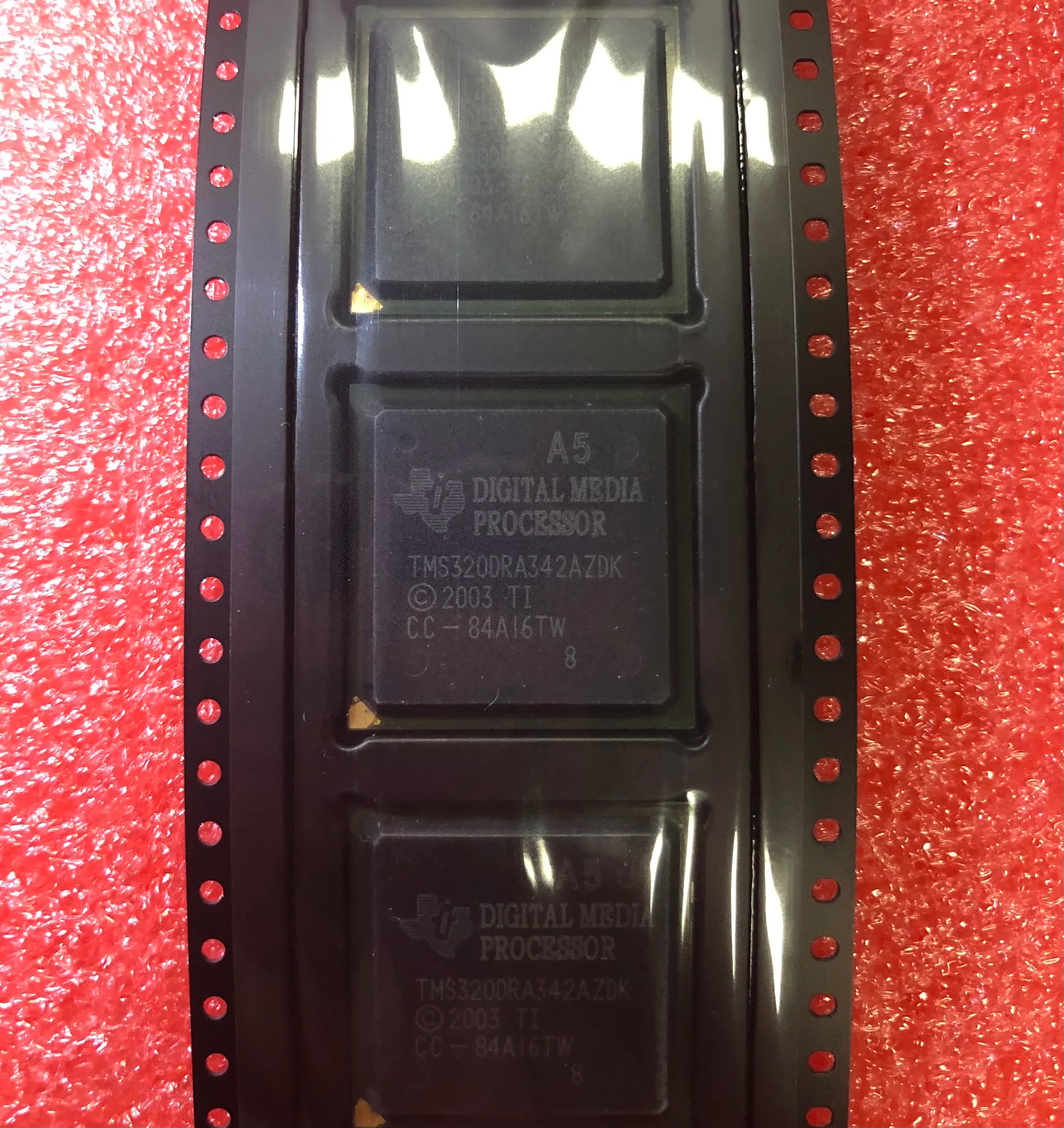 TMS320DRA342AZDK A5 TMS320DRA342 BAG548 Audi audio host J794 black screen vulnerable BGA power IC chip