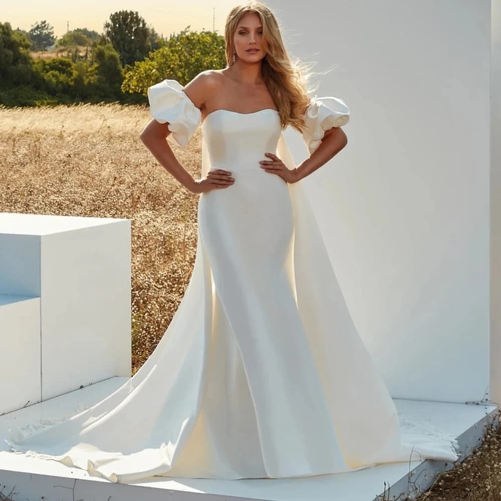 Strapless Mermaid Floor Length Wedding Dress Classic Satin Sexy Open Back with Tulle Applique Sweep Train Bridal Marriage Gowns