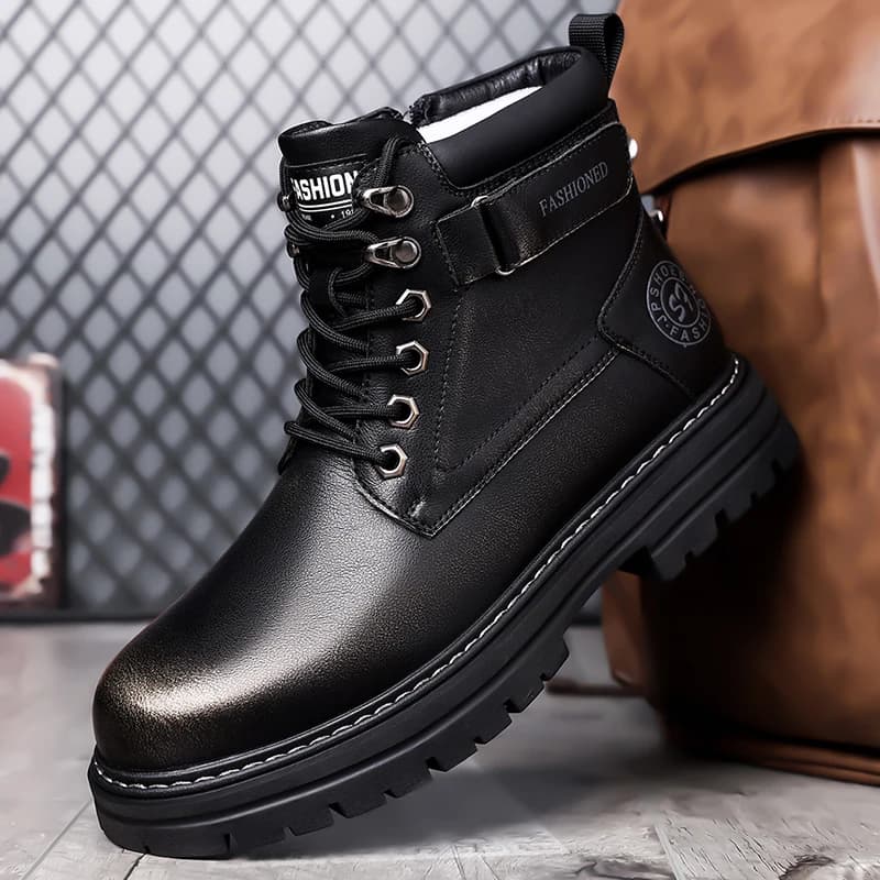 Top Quality Designer Vintage Leather For Men Boots Business Fashion Genuine Leather Men Boots Lace Up Outdoor Motorcycle Boots