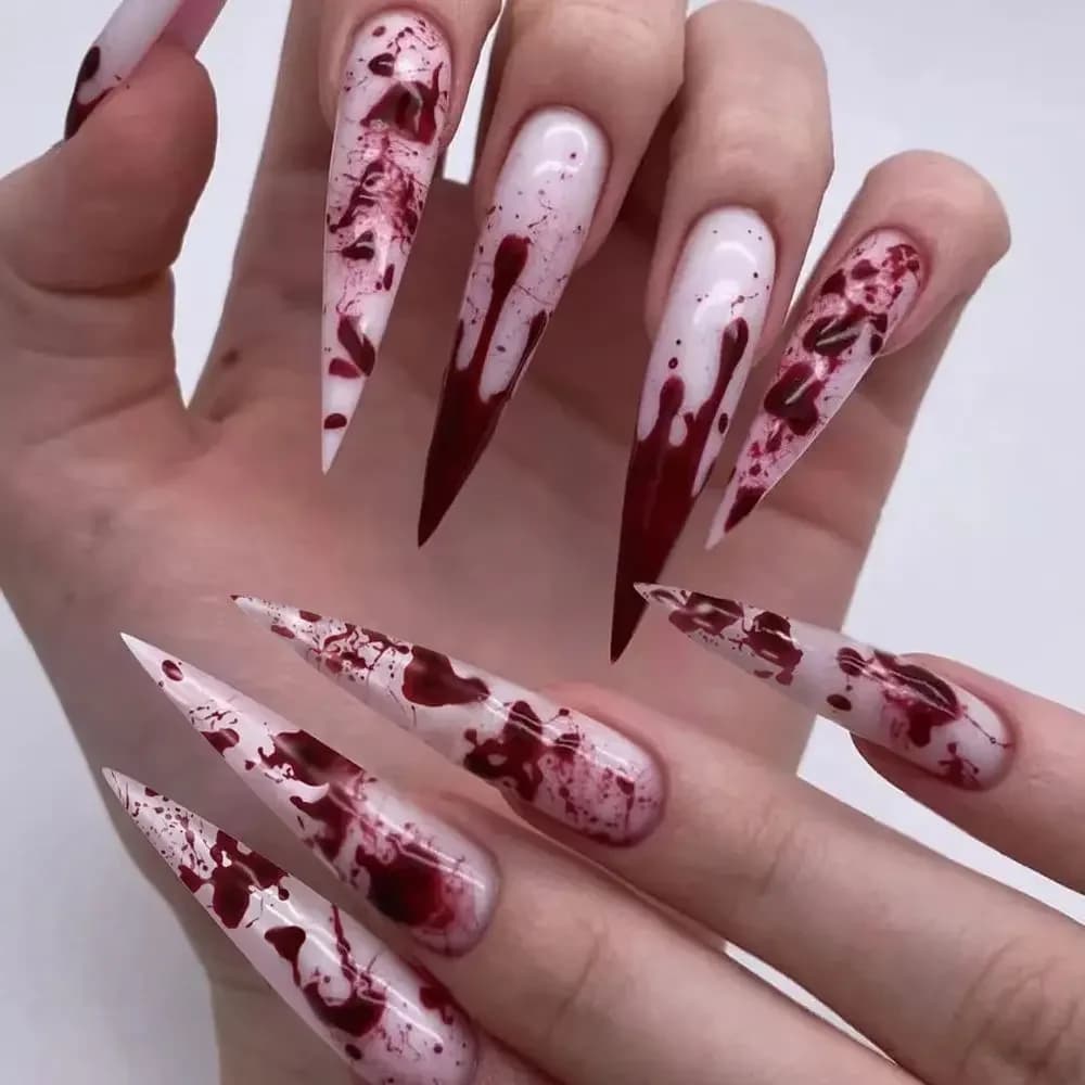 Halloween Press on Nails Dark Horror Bloody Elements Long Pointed False Art Nails Red Halo Dyeing Bloodstain Fake Nails Charms