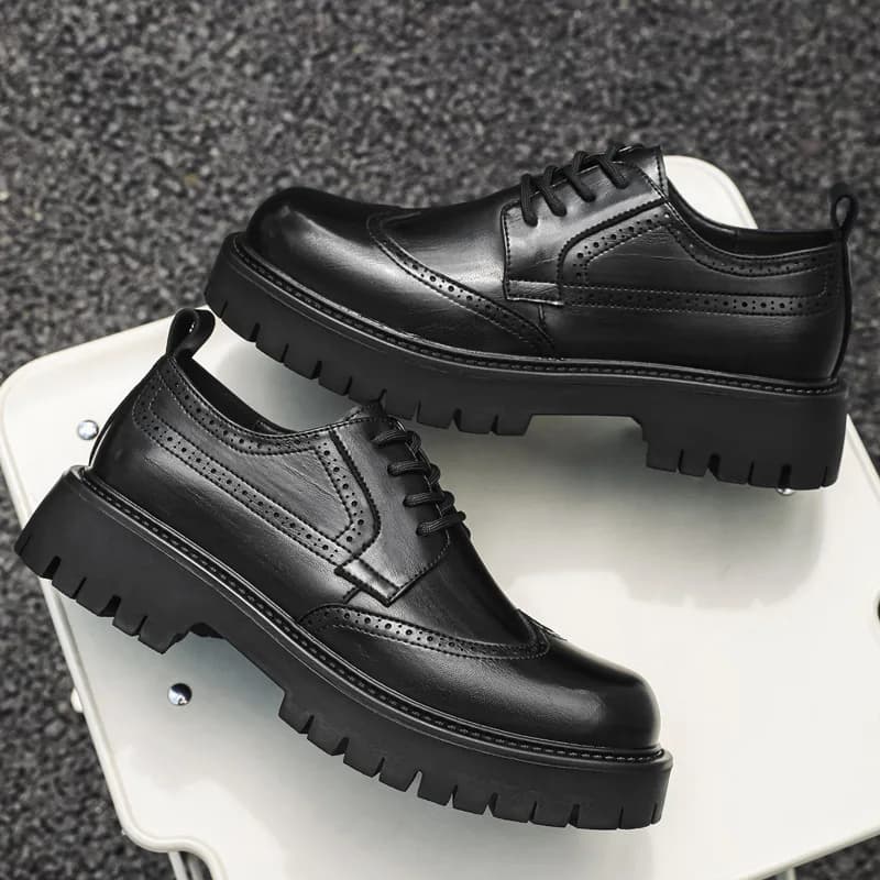 mens fashion wedding party dress platform shoes lace-up original leather carved brogue shoe black brown sneakers trendy footwear